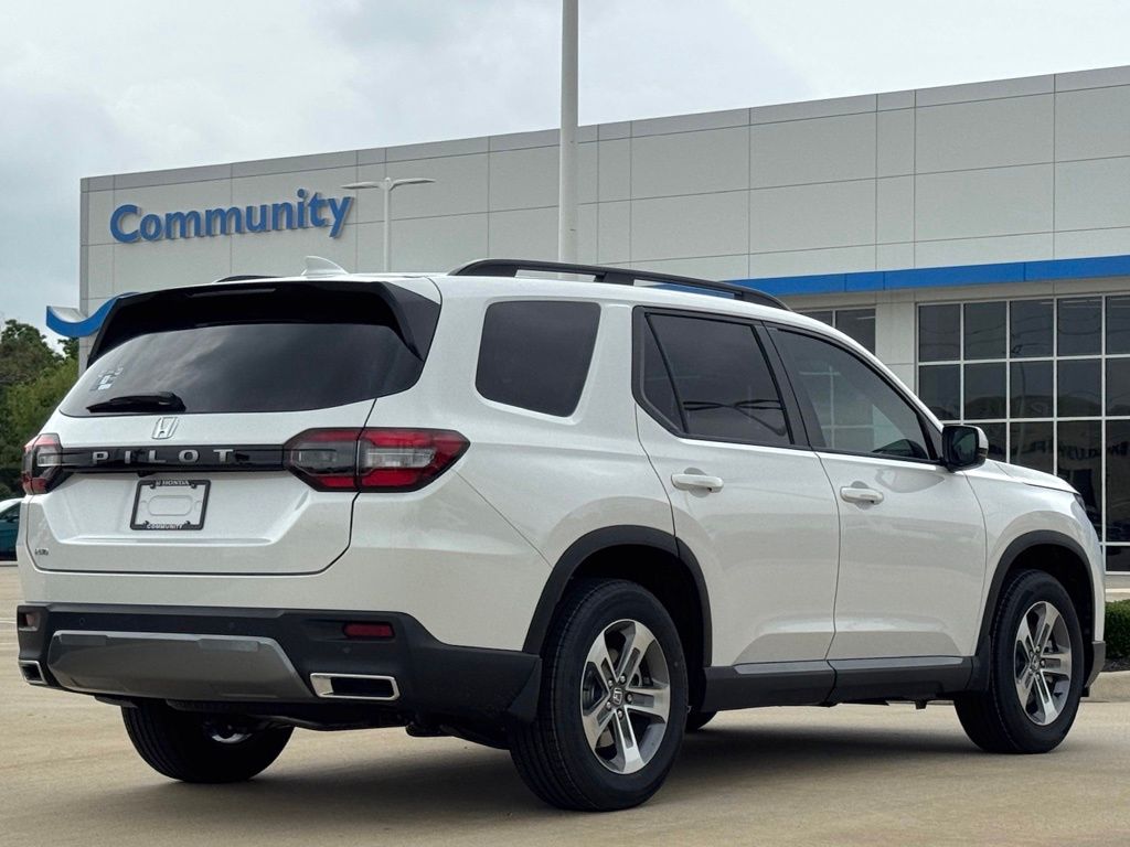 2026 Honda Pilot EX-L White at Community Honda