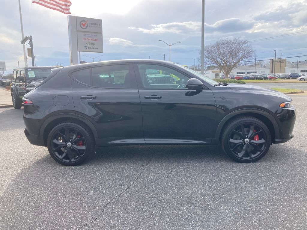 New 2024 Black Dodge R/T Plus image 7
