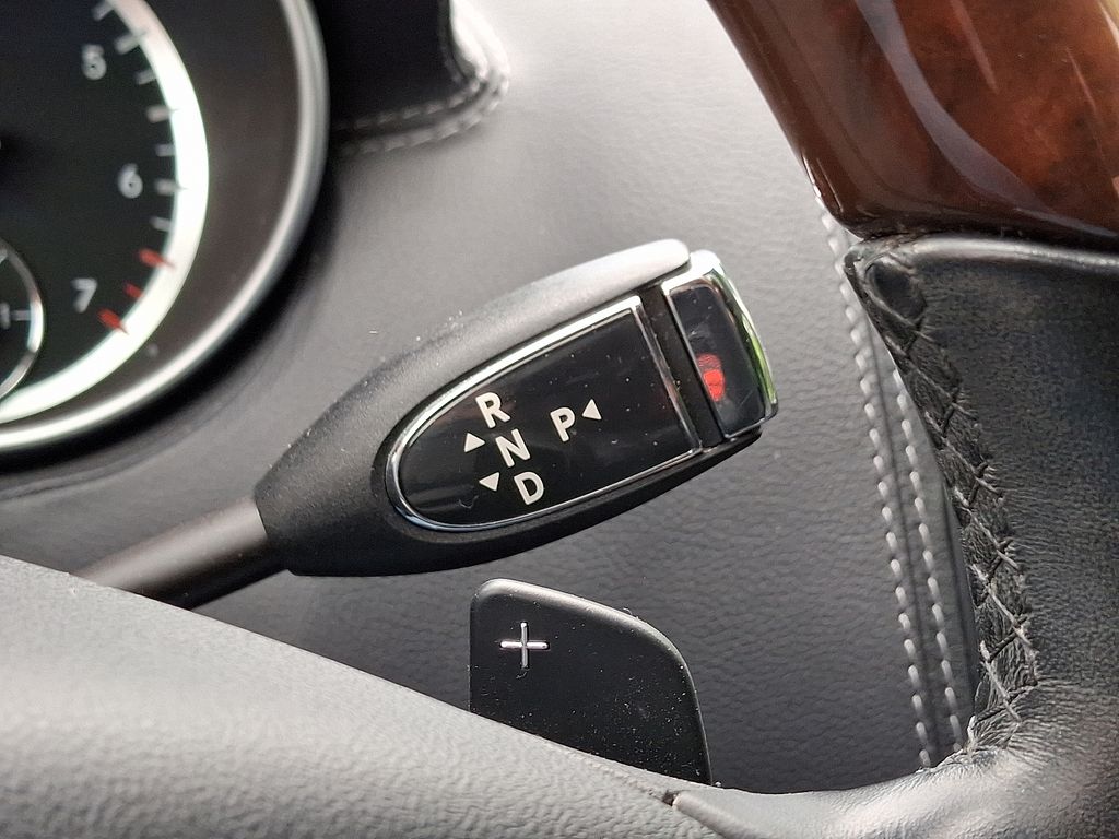 2011 Mercedes-Benz GL-Class GL 550 15