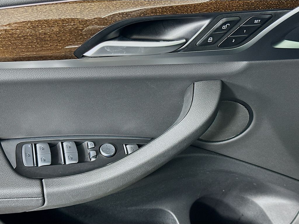 2024 BMW X3 sDrive30i 18