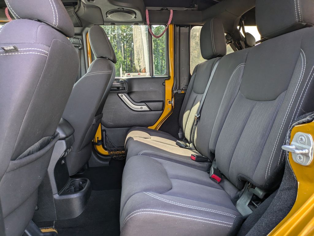 2014 Jeep Wrangler Unlimited Sahara