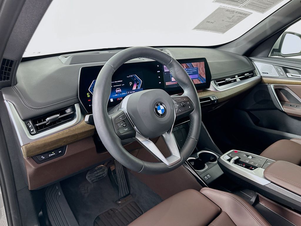 Thumbnail: 2025 BMW X1 - 9