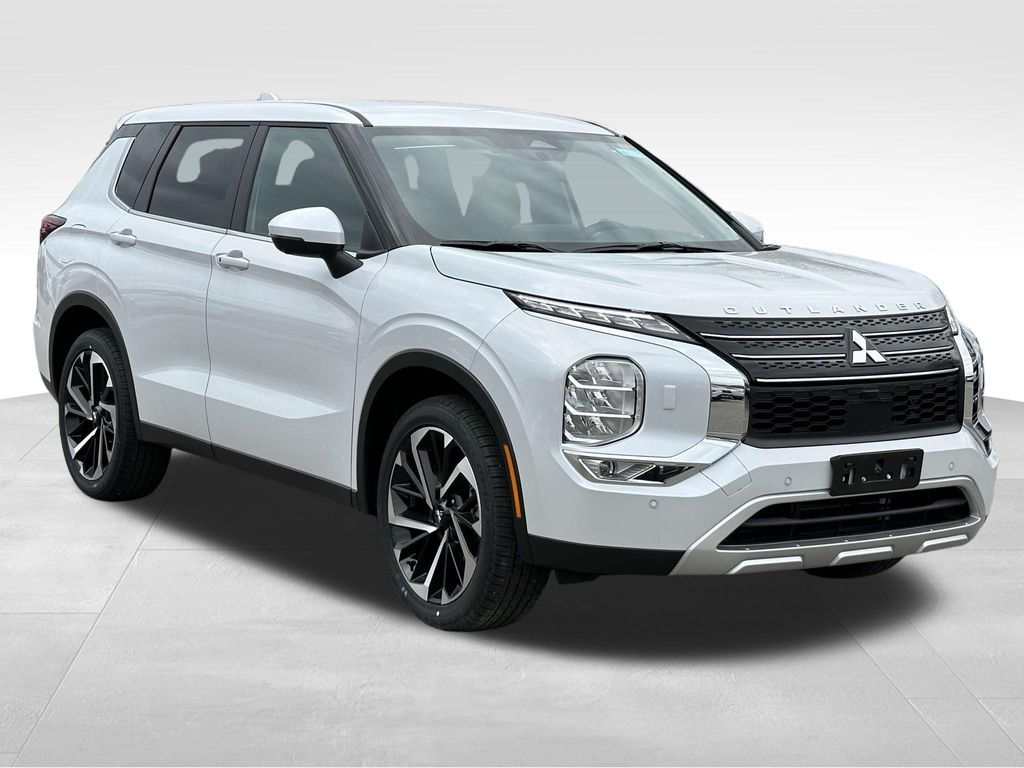 2024 Mitsubishi Outlander SE 7