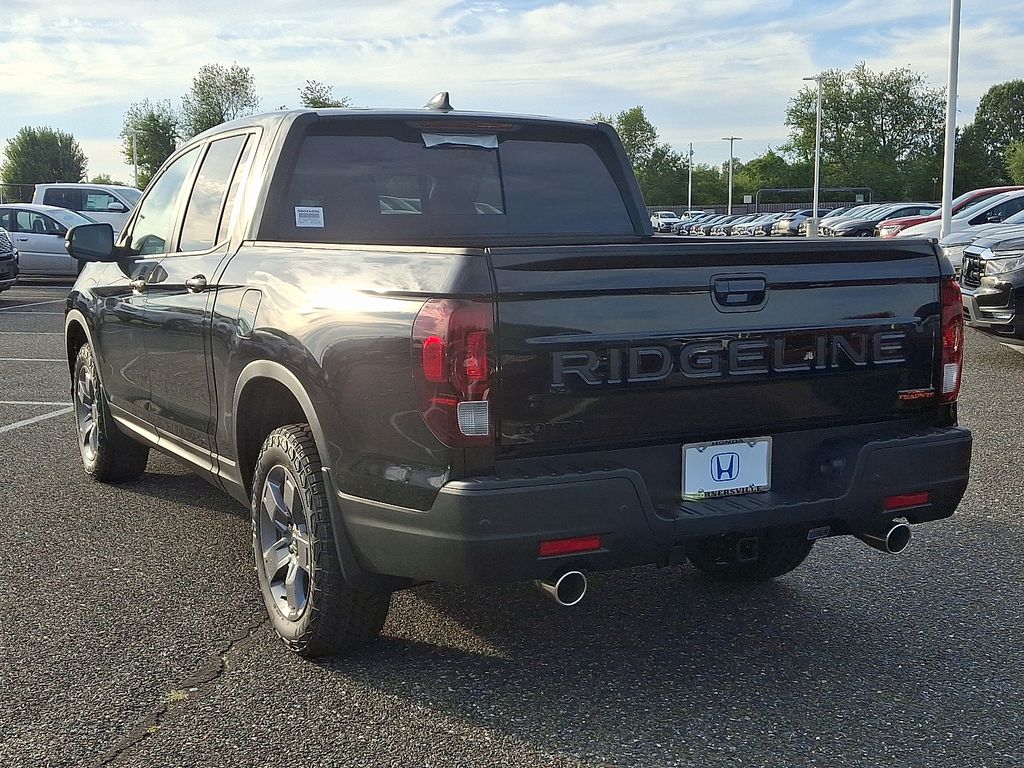 Thumbnail: 2025 Honda Ridgeline - 3