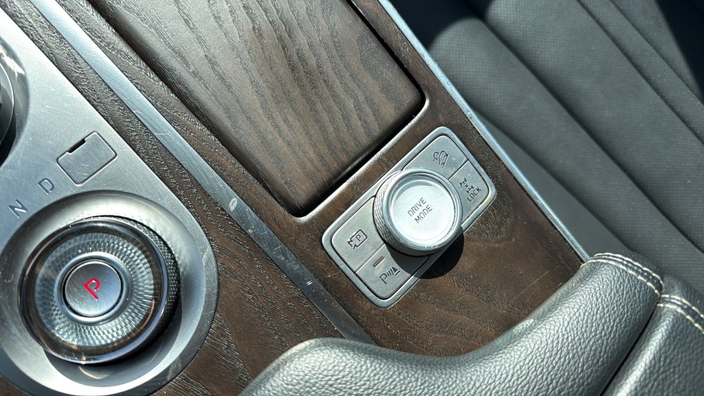 2024 Genesis GV80