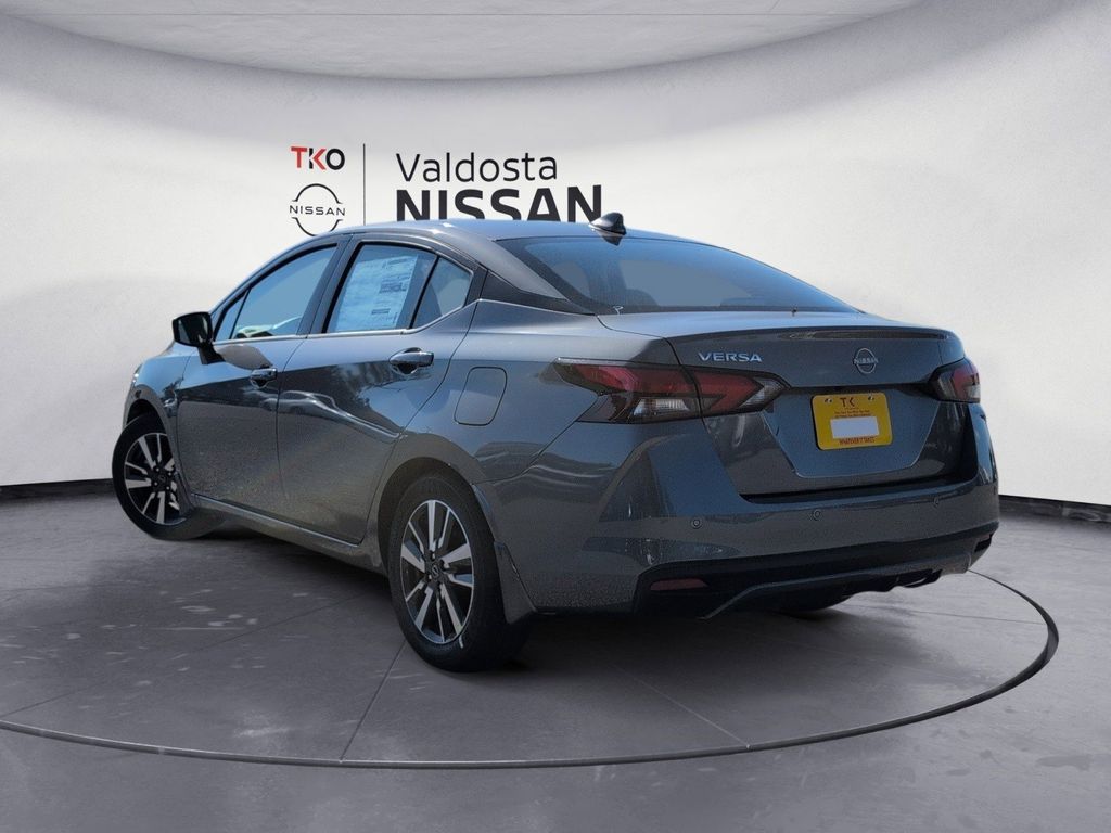 New 2025 Nissan Versa Sedan