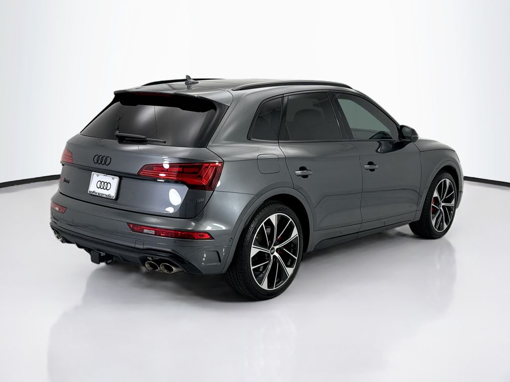 Thumbnail: 2023 Audi SQ5 - 5