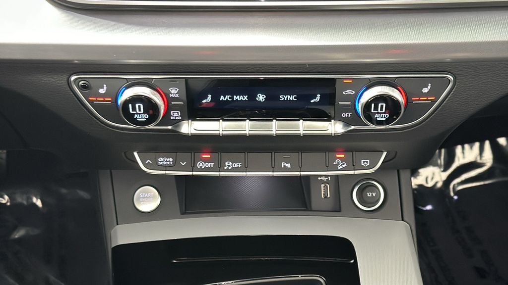 2025 Audi Q5  21