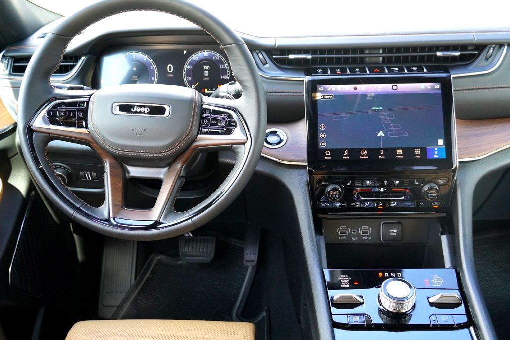 New Car 2025 Jeep Grand Cherokee L  Summit For Sale Under $60,000 In Taylor, Texas