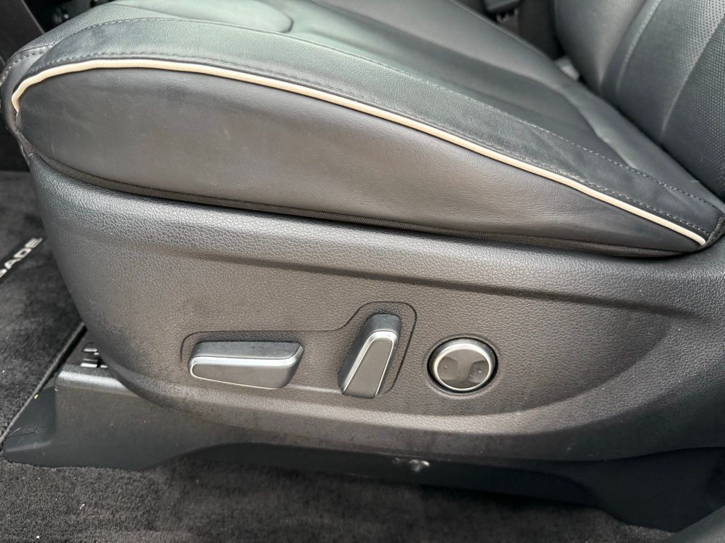 Thumbnail: 2023 Hyundai Palisade - 14