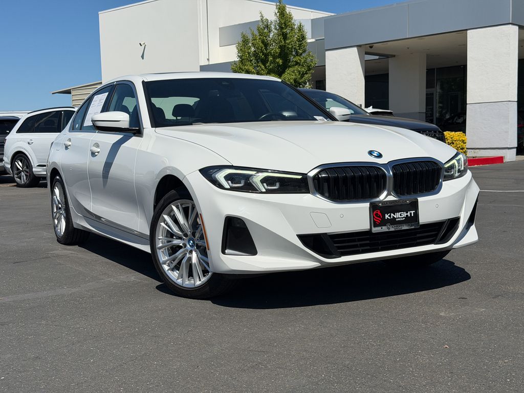 Alpine White 2024 BMW 3 Series 330e Hybrid Plug-in xDrive AWD Sedan All-Wheel Drive 8-Speed Automatic