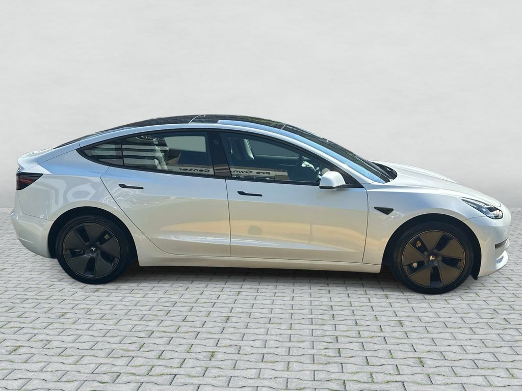 Thumbnail: 2023 Tesla Model 3 - 4