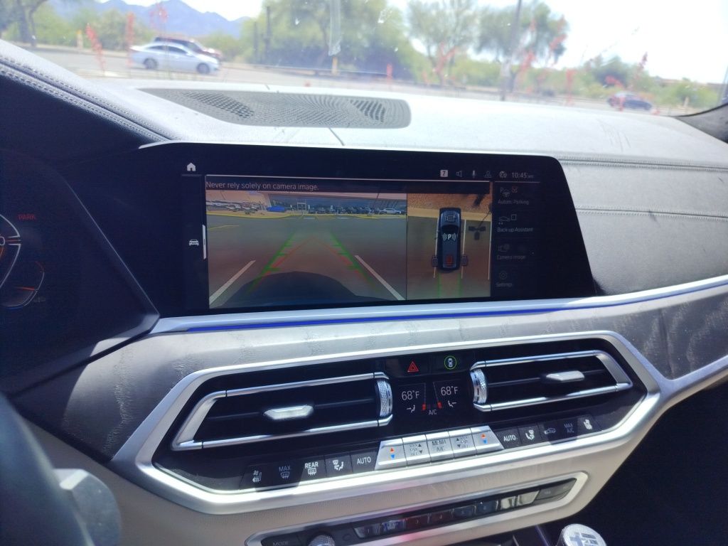 2021 BMW X7 xDrive40i 8