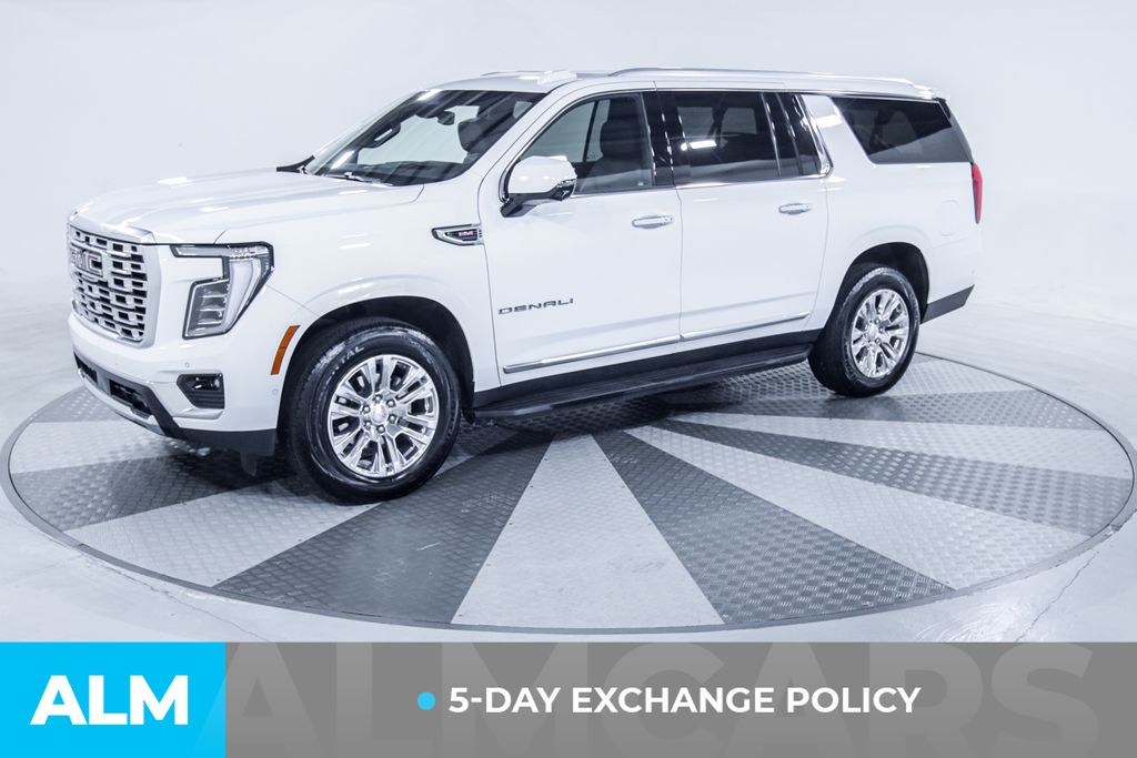 Used 2025 White GMC Denali image 3