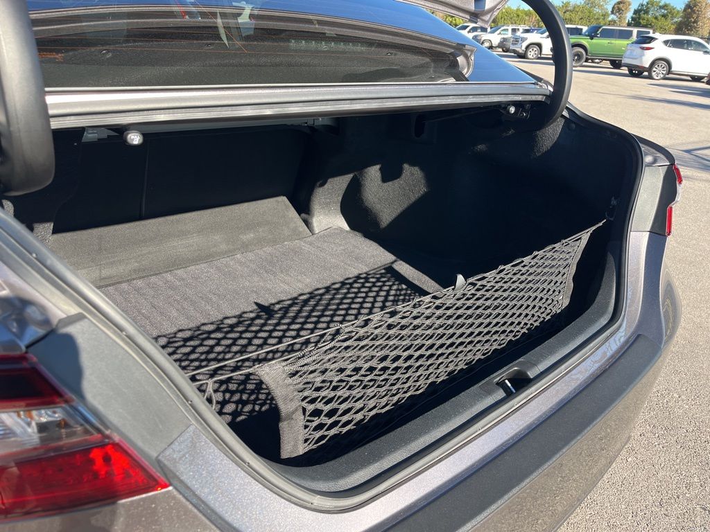 Thumbnail: 2024 Toyota Camry - 10