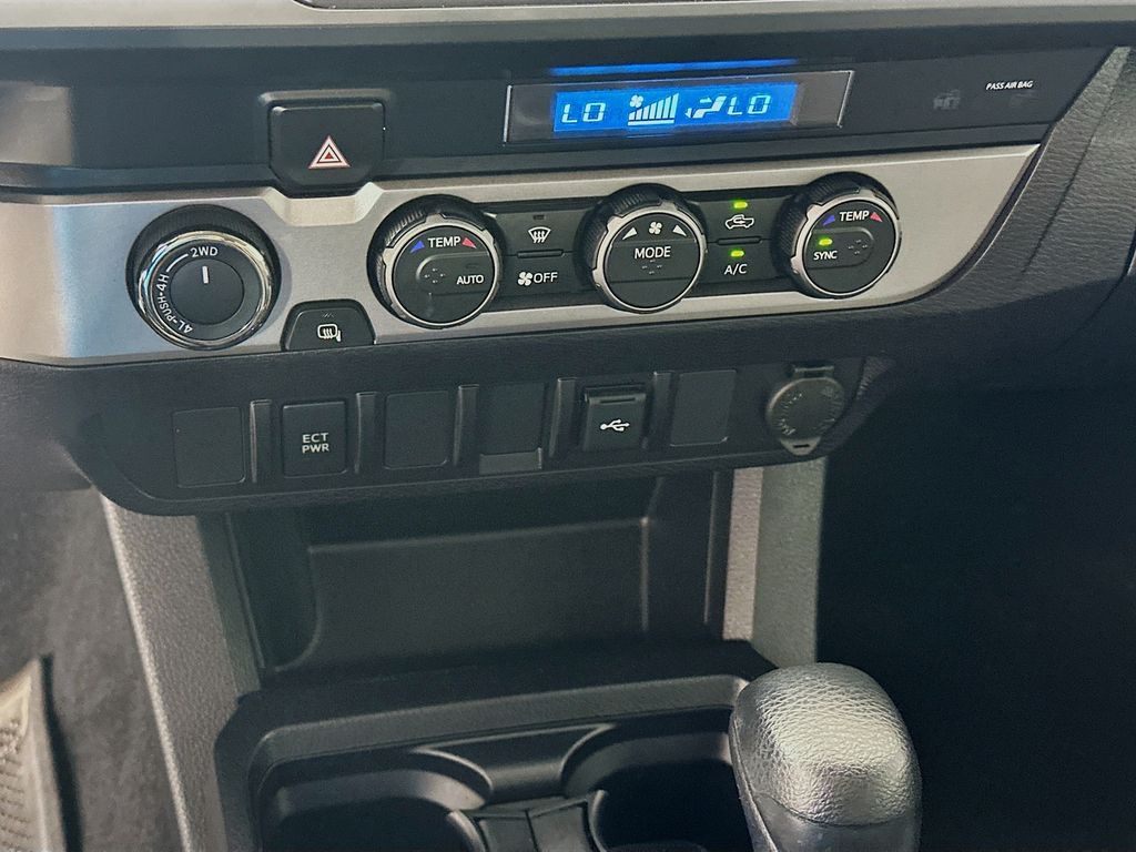 2023 Toyota Tacoma SR 15