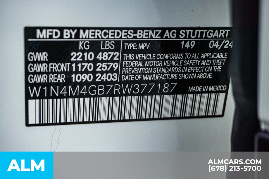 Used 2024 White Mercedes-Benz GLB 250 image 59