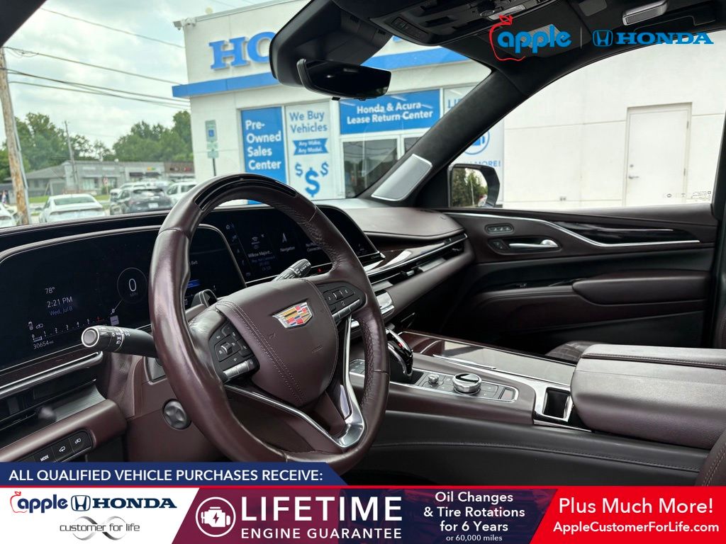 2024 Cadillac Escalade 4WD Sport Platinum