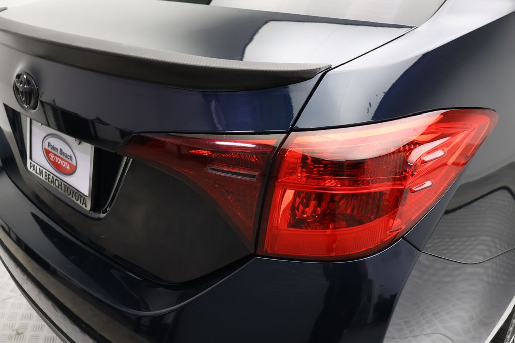 Thumbnail: 2018 Toyota Corolla - 9