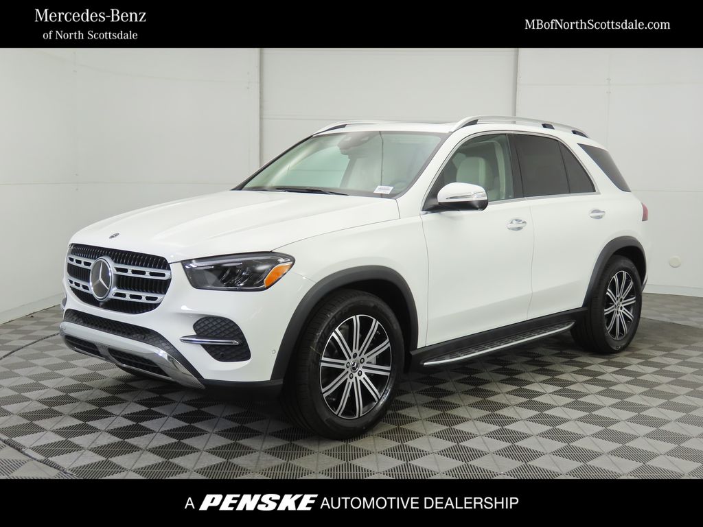 2025 Mercedes-Benz GLE 450 Hero Image