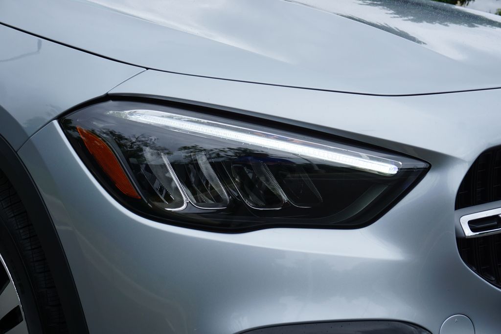 Thumbnail: 2026 Mercedes-Benz GLA - 10