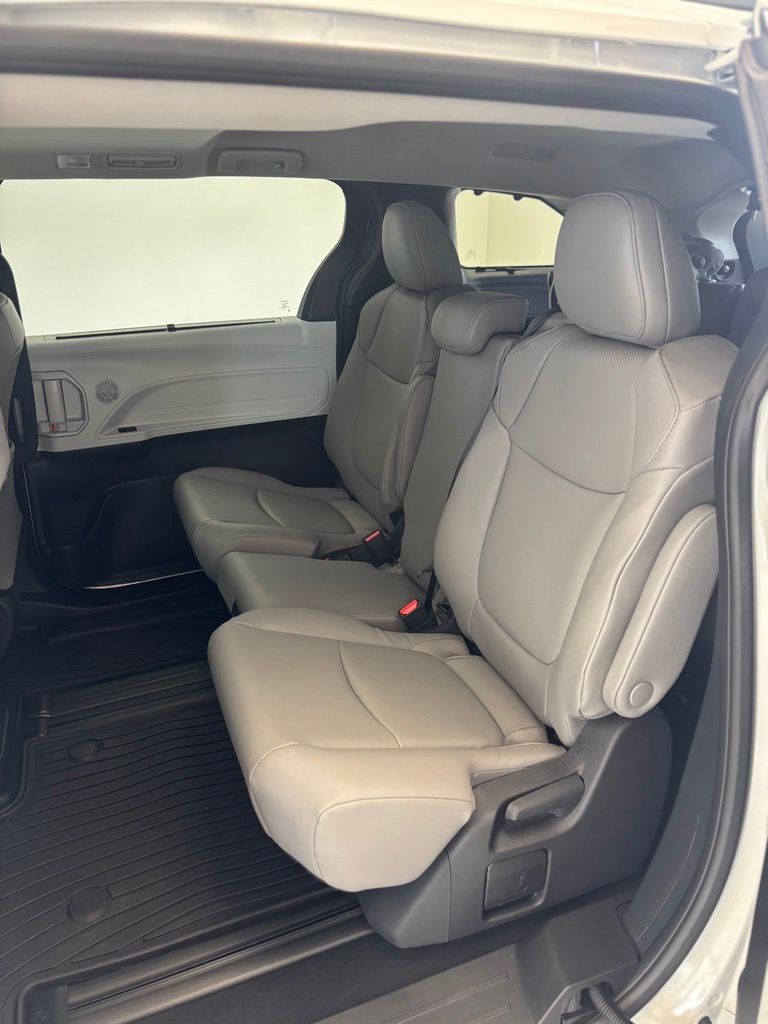 New 2026 Toyota Sienna Van