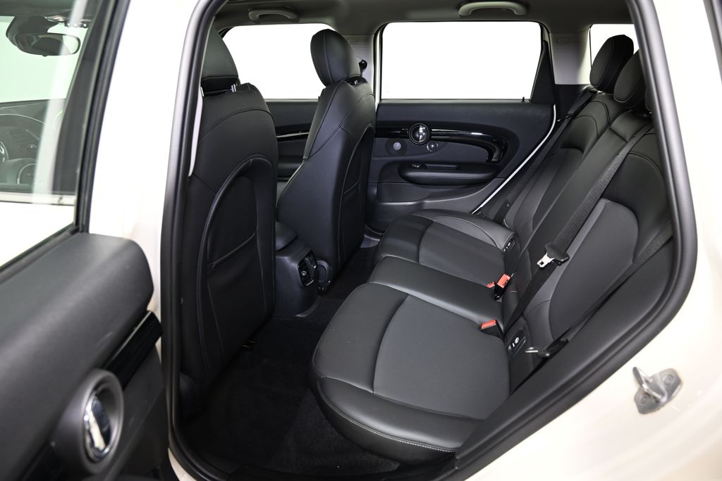 Thumbnail: 2020 MINI Cooper Clubman - 24