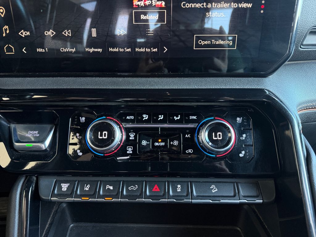 2024 GMC Sierra 2500HD AT4 - Photo 16