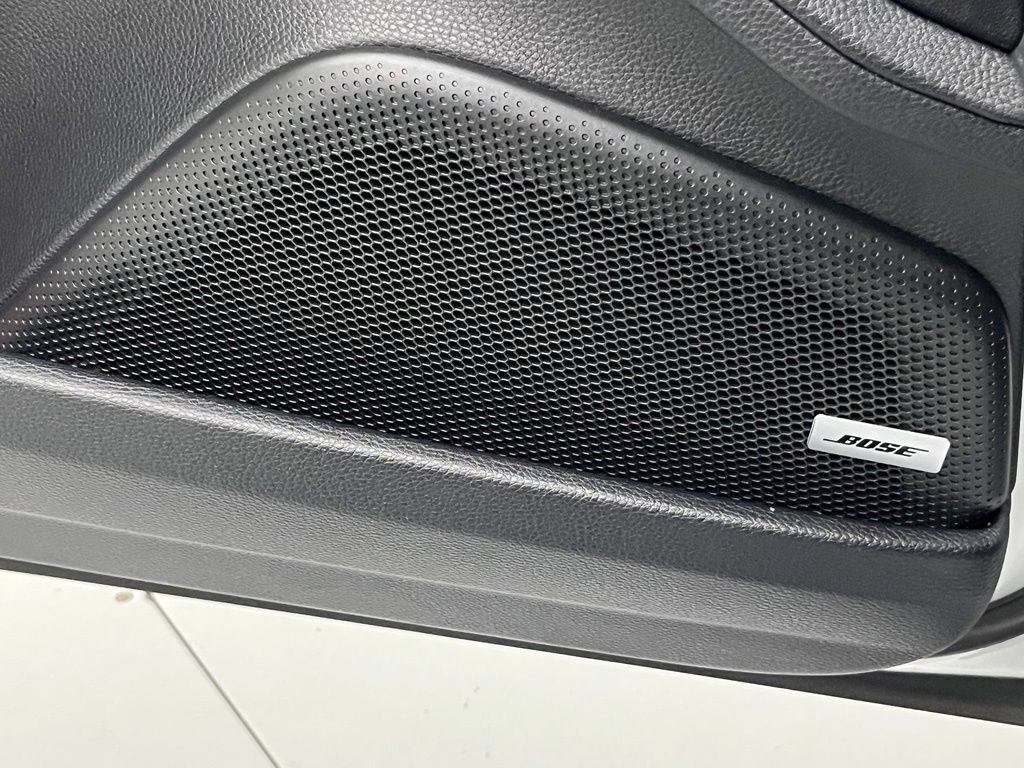 Thumbnail: 2025 Porsche Panamera - 27