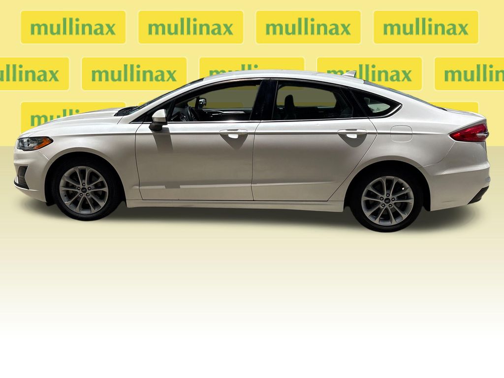 Certified Used 2020 White Ford SE image 10