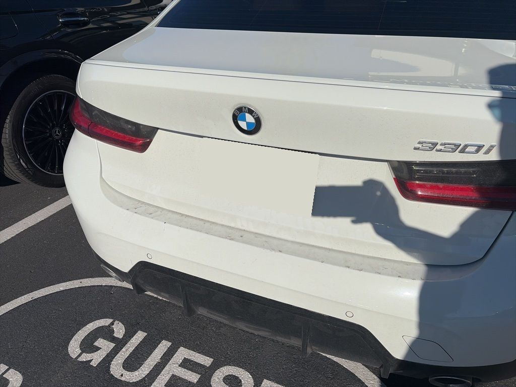 Thumbnail: 2023 BMW 3 Series - 4