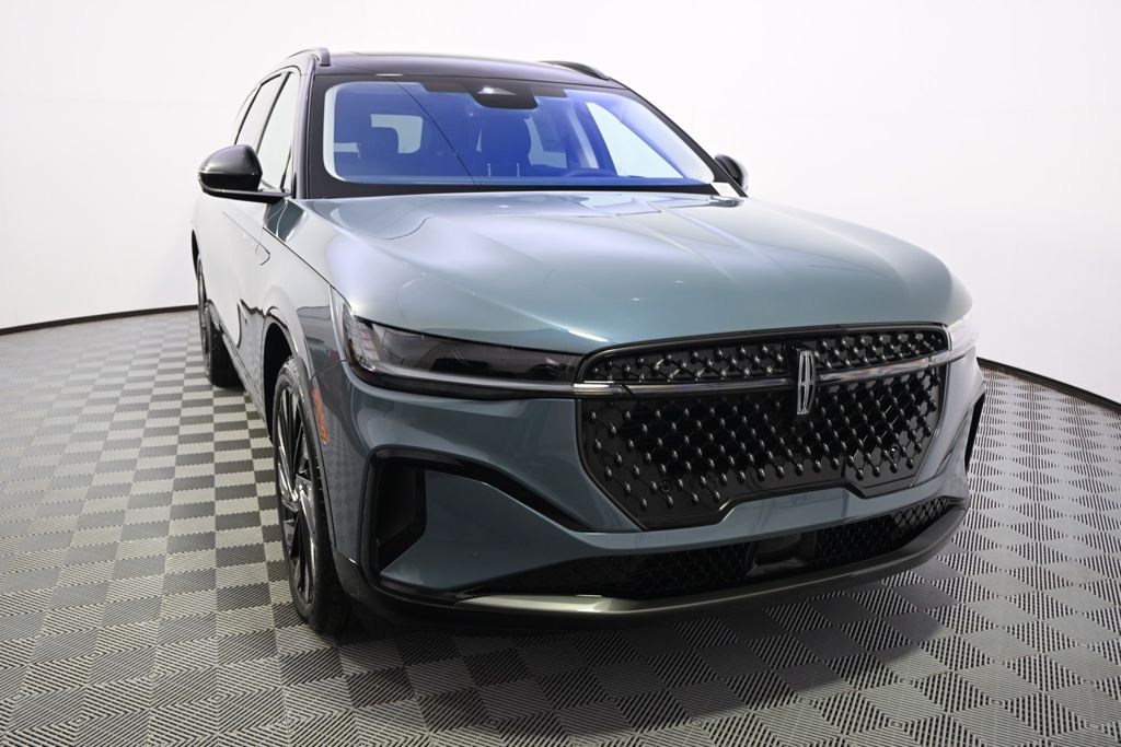 New 2026 Blue Lincoln Reserve image 9