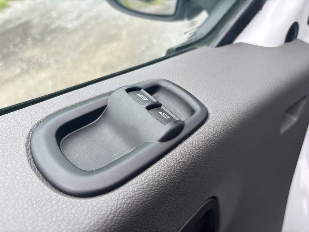 Used 2025 White Ford XLT image 21