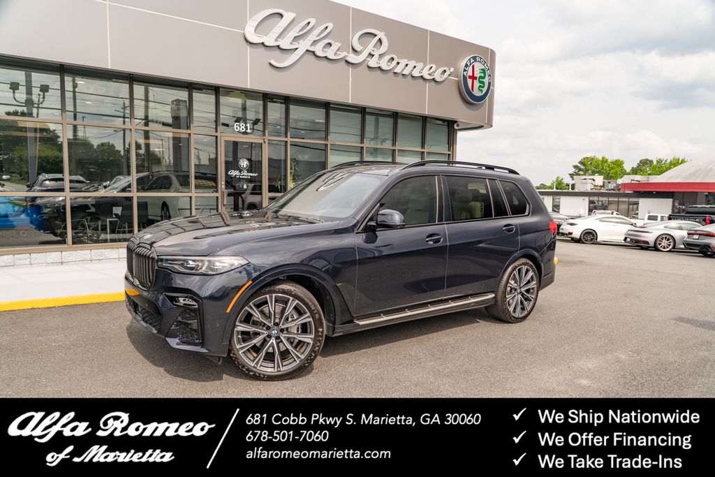 2022 BMW X7 xDrive40i photo
