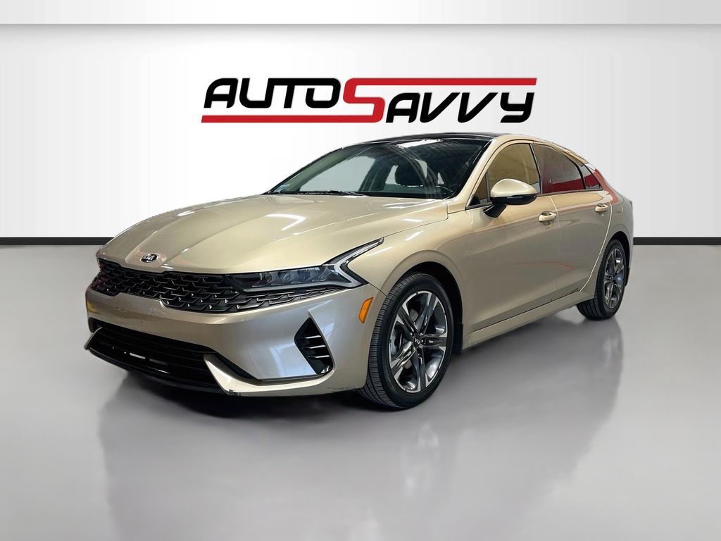 Used 2021 Crystal Beige Kia EX image 3