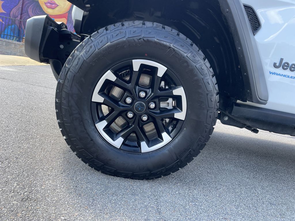 Used 2024 Jeep Wrangler SUV