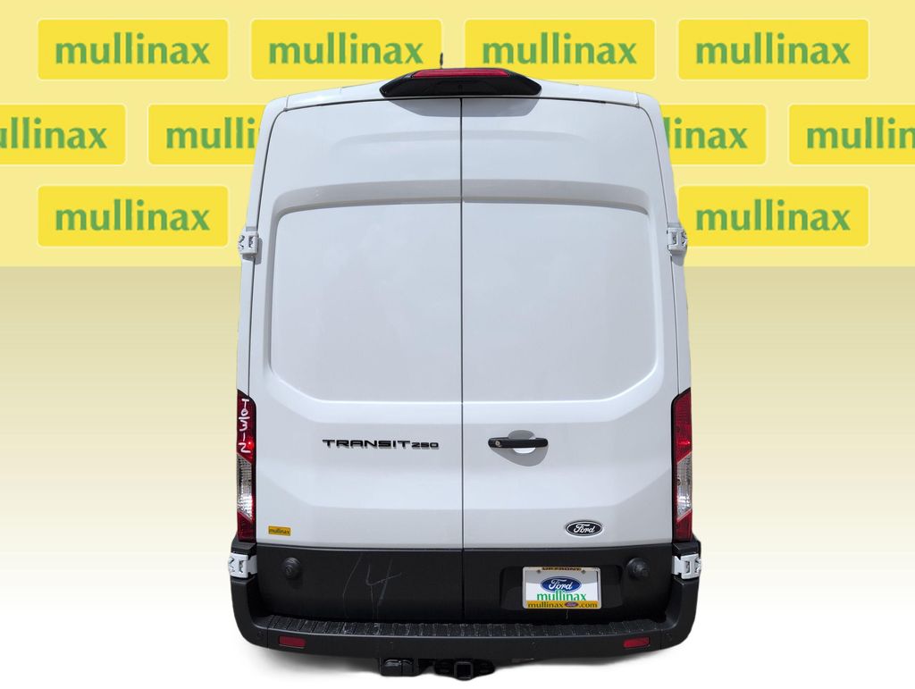 New 2026 White Ford Base image 26