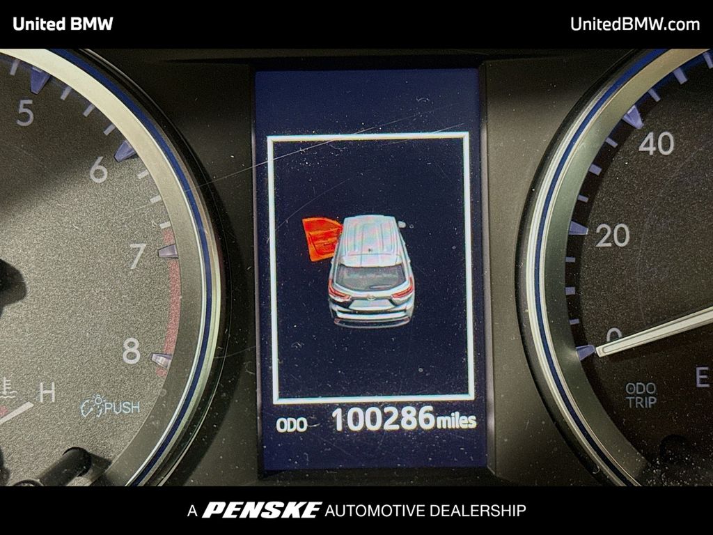 Thumbnail: 2017 Toyota Highlander - 7