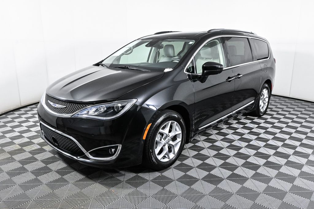 2018 Chrysler Pacifica Touring L Plus 3