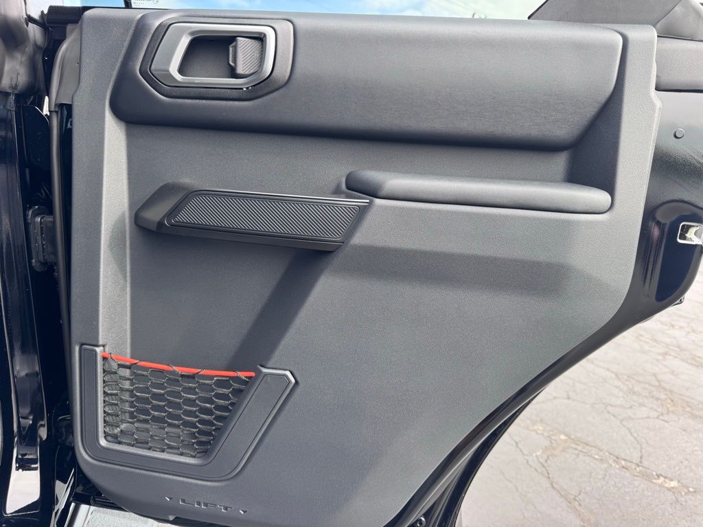 FordBronco25