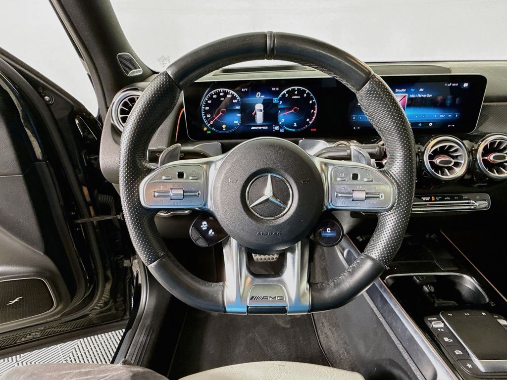 Thumbnail: 2021 Mercedes-Benz GLB - 11