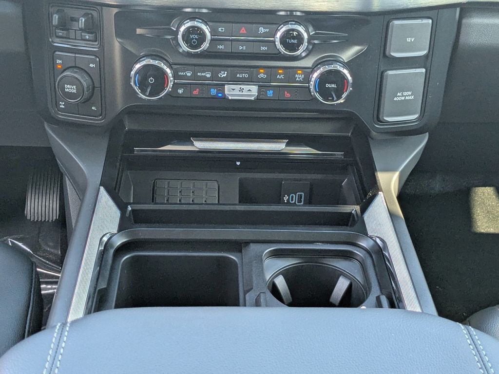 2025 Ford F-250 Super Duty Lariat