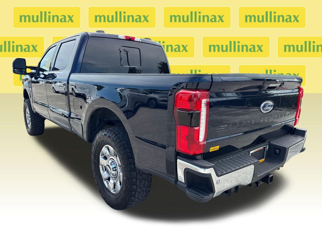 Used 2023 Blue Ford Lariat image 8
