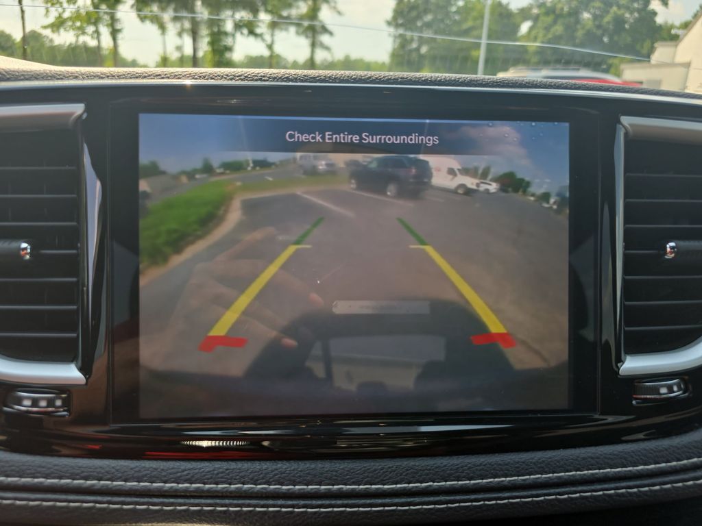 Used 2021 Chrysler Pacifica Van