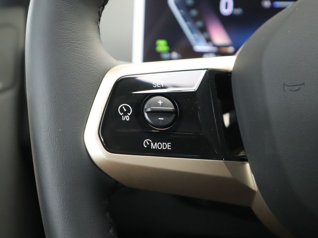 Thumbnail: 2026 BMW iX - 11