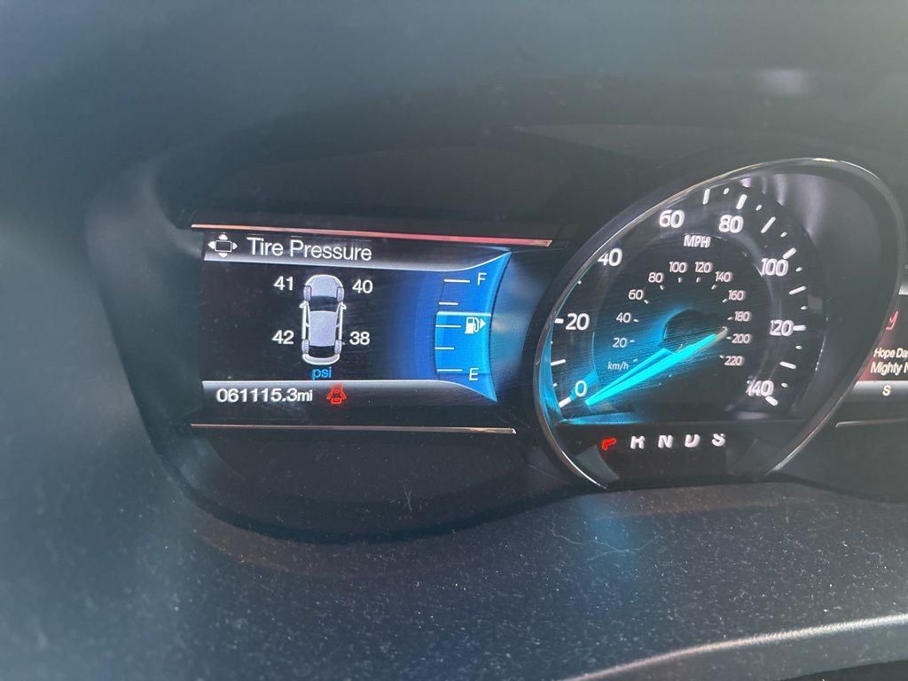 Thumbnail: 2017 Ford Explorer - 9