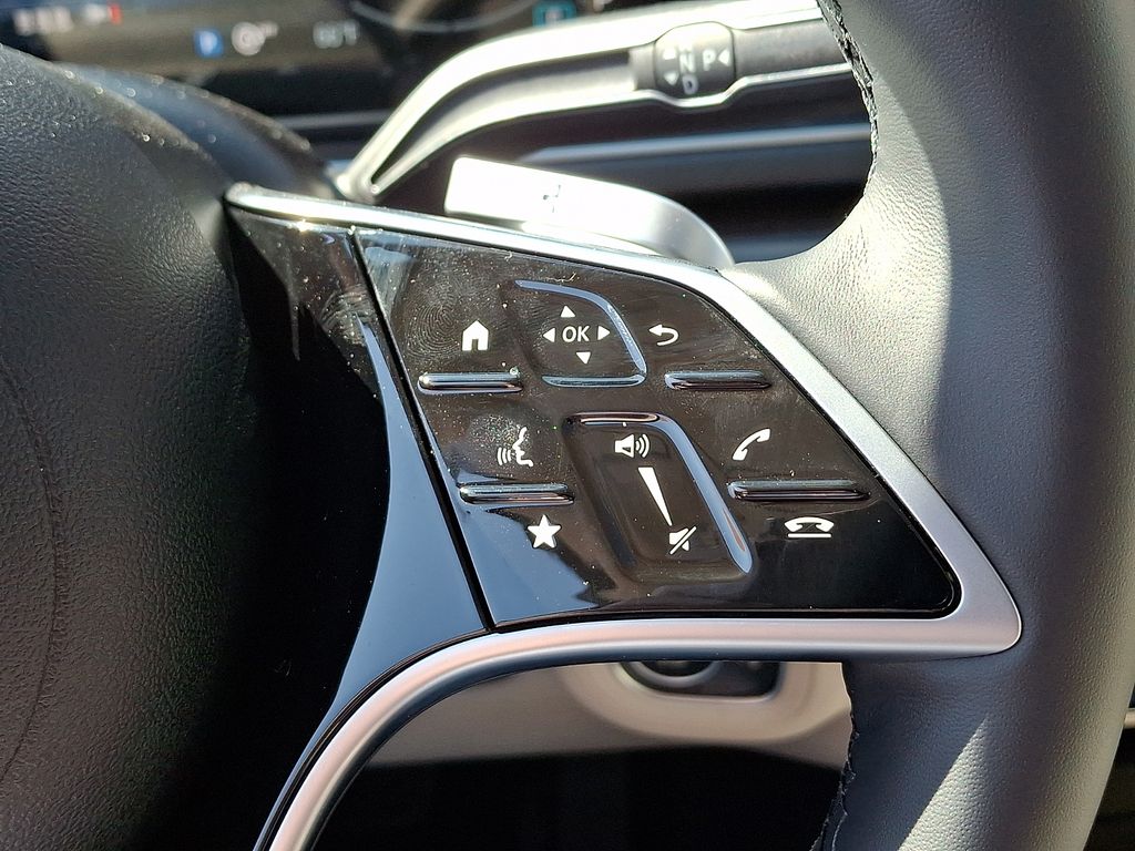 Thumbnail: 2026 Mercedes-Benz GLE - 17