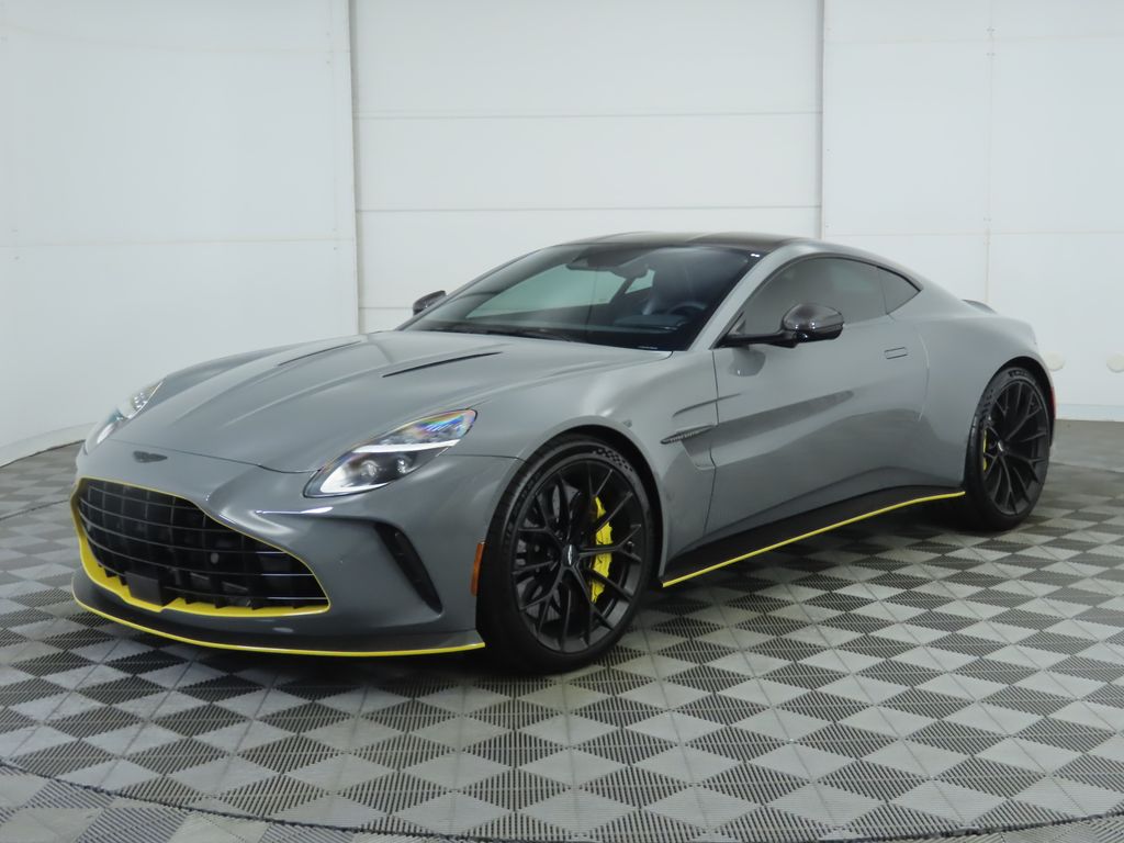 Thumbnail: 2025 Aston Martin Vantage - 1