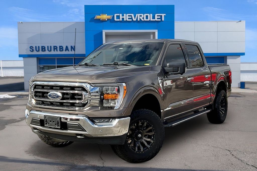 Stone Gray 2021 Ford F-150 XLT SuperCrew 4WD Pickup Truck Four-Wheel Drive Automatic