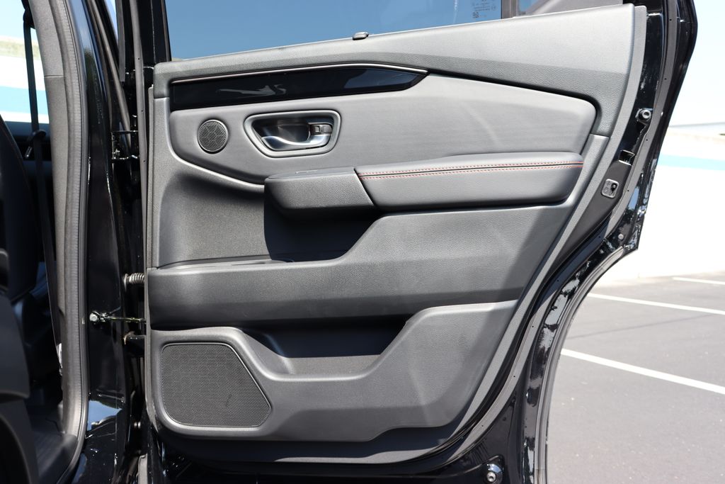 Thumbnail: 2025 Honda Pilot - 16